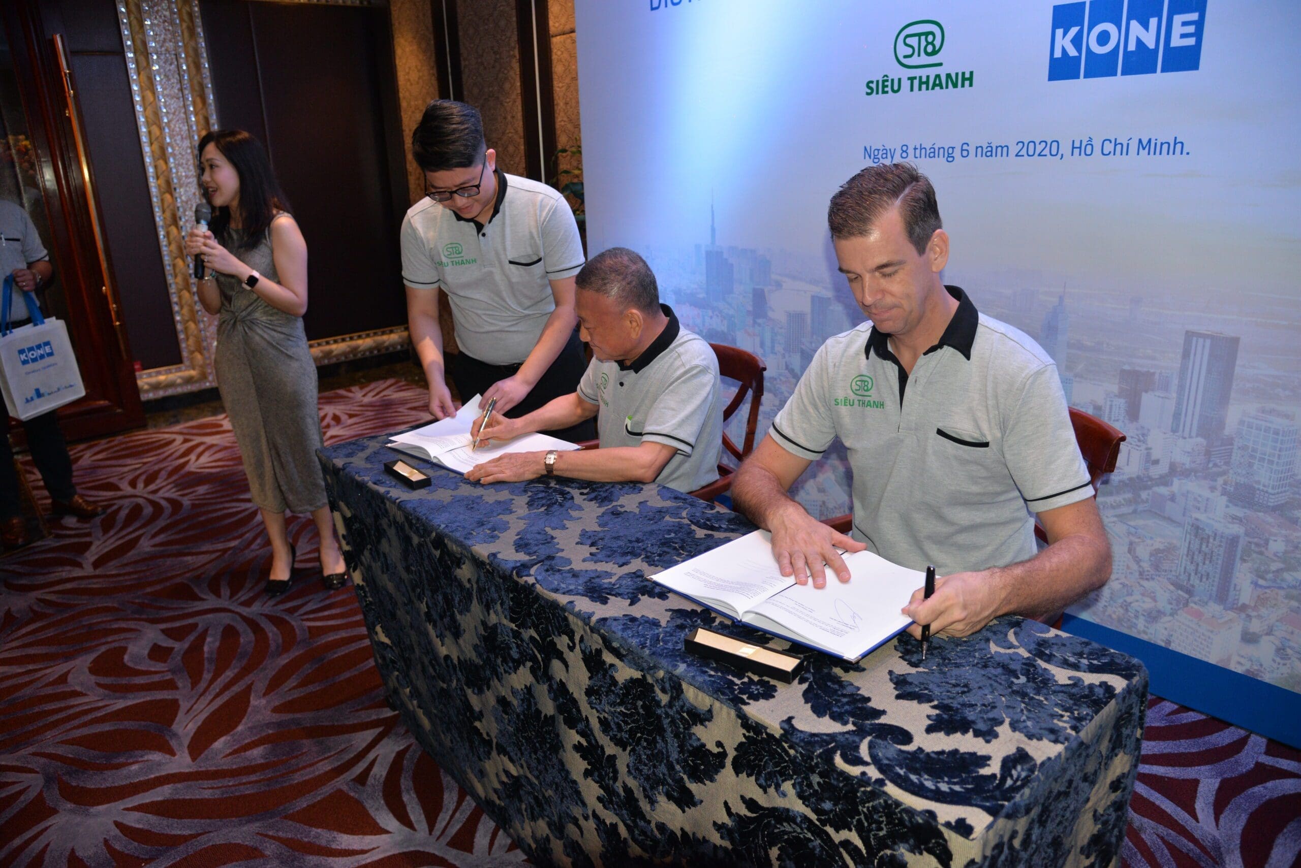 Lễ ký kết hợp đồng nhà phân phối Siêu Thanh & KONE